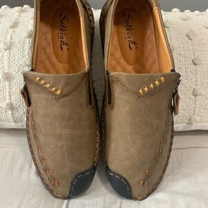 Salkin Slip-on Men’s Size 44